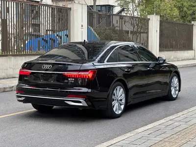 Audi A6L 2023, 69000 км, за 33116.8 USD