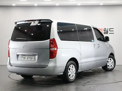 Hyundai Starex 2014, 159508 км, за 7135.78 USD