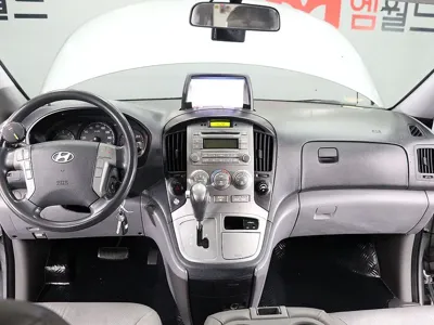Hyundai Starex 2014, 159508 км, за 7135.78 USD - фото 12