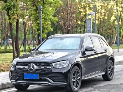Mercedes-Benz GLC · 2021 год