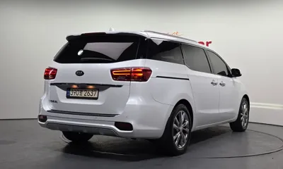 Kia Canival 2020, 139360 км, за 11376.19 USD