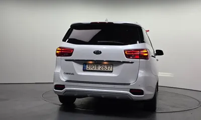 Kia Canival 2020, 139360 км, за 11376.19 USD