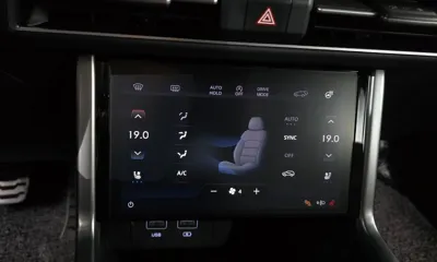 KG_Mobility_Ssangyong Torres 2023, 44441 км, за 14201.96 USD - фото 16