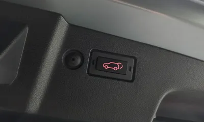 KG_Mobility_Ssangyong Torres 2023, 44441 км, за 14201.96 USD - фото 20