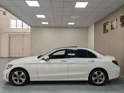 Mercedes-Benz C-Class 2021, 49000 км, за 20570.53 USD - фото 8