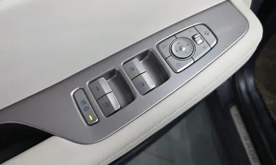 Hyundai Palisade 2021, 62375 км, за 14945.06 USD - фото 37