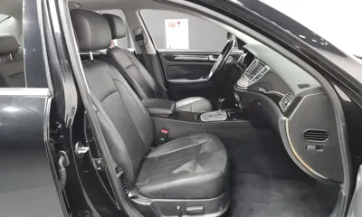 Hyundai Genesis 2014, 181436 км, за 3171.46 USD - фото 11