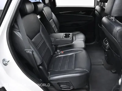 Kia Sorento 2018, 90548 км, за 9383.3 USD - фото 11