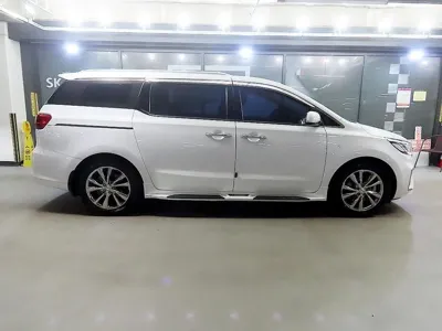Kia Canival 2020, 62971 км, за 11356.18 USD