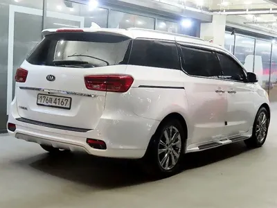 Kia Canival 2020, 62971 км, за 11356.18 USD