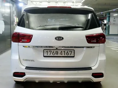 Kia Canival 2020, 62971 км, за 11356.18 USD