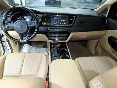 Kia Canival 2020, 62971 км, за 11356.18 USD - фото 10