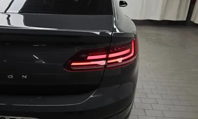 Volkswagen Arteon 2019, 112445 км, за 13544.31 USD - фото 23