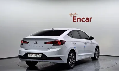 Hyundai Avante 2019, 88038 км, за 9117.94 USD