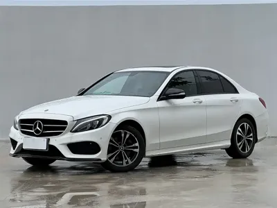 Mercedes-Benz C-Class · 2018 год