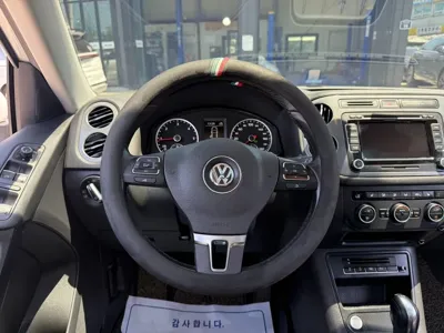 Volkswagen Tiguan 2016, 122832 км, за 5441.78 USD - фото 8
