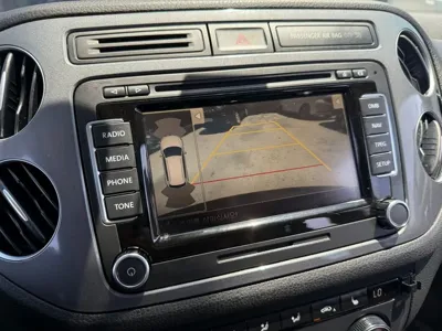 Volkswagen Tiguan 2016, 122832 км, за 5441.78 USD - фото 13