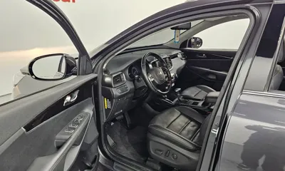 Kia Sorento 2019, 66299 км, за 10863.86 USD - фото 11