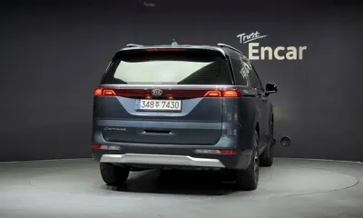Kia Canival 2021, 183526 км, за 12936.35 USD