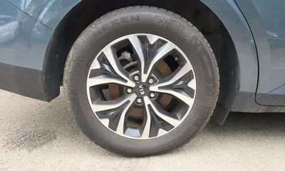 Kia Canival 2021, 183526 км, за 12936.35 USD