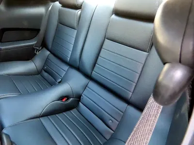 Ford Mustang 2011, 98058 км, за 6440.29 USD - фото 6