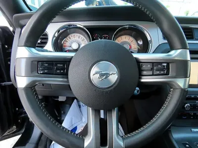 Ford Mustang 2011, 98058 км, за 6440.29 USD - фото 8