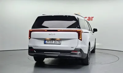 Kia Canival 2024, 48372 км, за 26913.48 USD