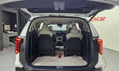 Kia Canival 2024, 48372 км, за 26913.48 USD - фото 20