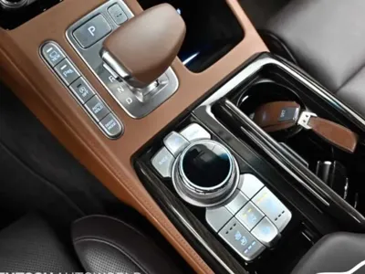 Genesis G90 2019, 98400 км, за 21445.74 USD - фото 9