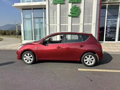 Nissan Tiida 2015, 121000 км, за 4243.47 USD - фото 6