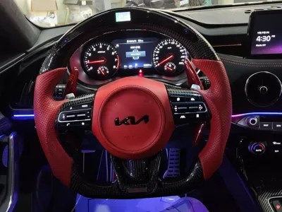 Kia Stinger 2023, 50061 км, за 23708.59 USD - фото 19