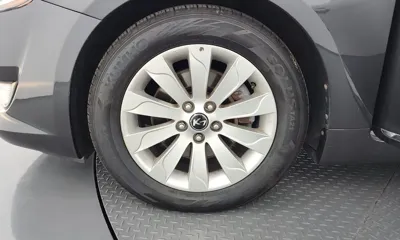 Kia K7 2012, 75326 км, за 2723.79 USD