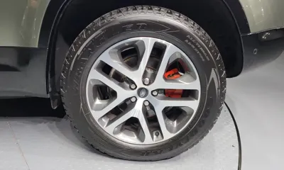 Land Rover Defender 2024, 29156 км, за 68211.86 USD