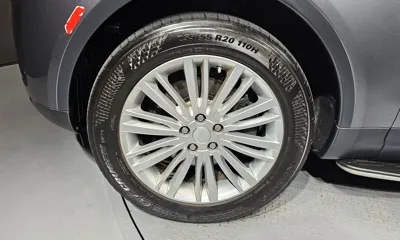 Land Rover Discovery 2017, 73820 км, за 17603.78 USD