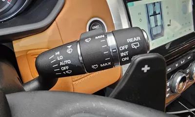 Land Rover Discovery 2017, 73820 км, за 17603.78 USD - фото 18