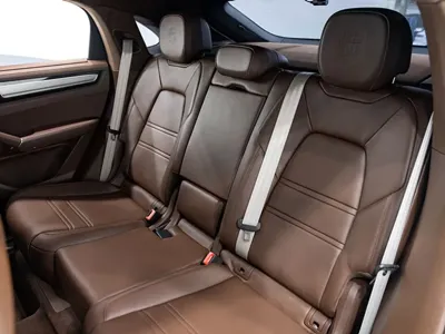 Porsche Cayenne 2023, 18550 км, за 78625.69 USD - фото 17