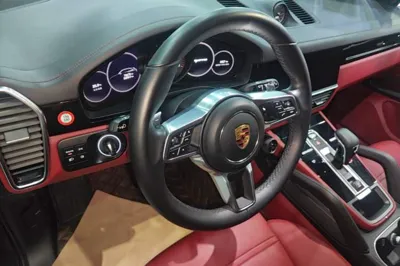 Porsche Cayenne 2019, 73700 км, за 69869 USD - фото 20