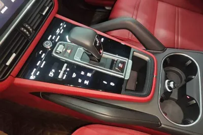 Porsche Cayenne 2019, 73700 км, за 69869 USD - фото 23