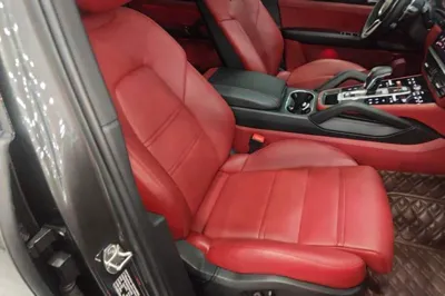 Porsche Cayenne 2019, 73700 км, за 69869 USD - фото 26