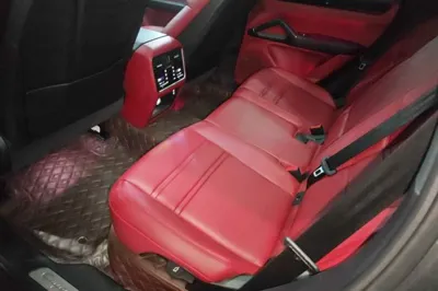 Porsche Cayenne 2019, 73700 км, за 69869 USD - фото 27