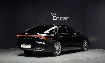 Hyundai Grandeur 2021, 138359 км, за 12555.31 USD