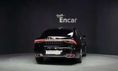 Hyundai Grandeur 2021, 138359 км, за 12555.31 USD