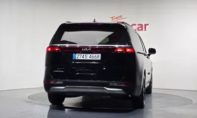 Kia Canival 2023, 68132 км, за 17592.23 USD