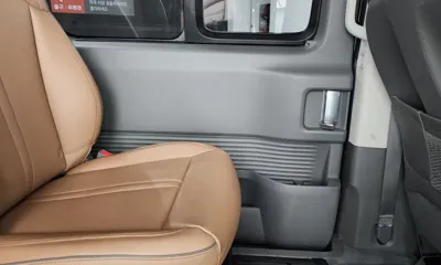 Hyundai Staria 2022, 61005 км, за 20283.58 USD - фото 25