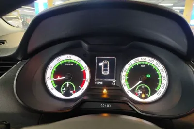 Skoda Octavia 2019, 113800 км, за 7380 USD - фото 14