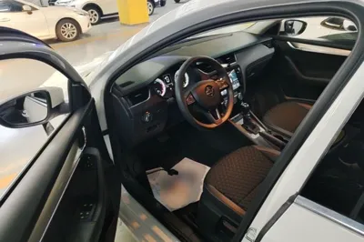 Skoda Octavia 2019, 113800 км, за 7380 USD - фото 18