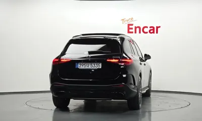 Mercedes-Benz GLC-Class 2024, 8166 км, за 47684.14 USD