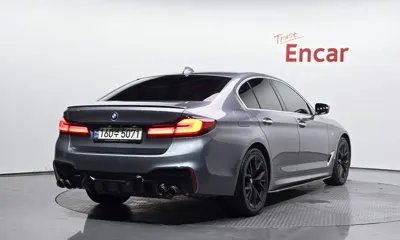 BMW 5-Series 2018, 104997 км, за 17551.84 USD