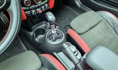 MINI Cooper Convertible 2019, 80431 км, за 14403.7 USD - фото 9