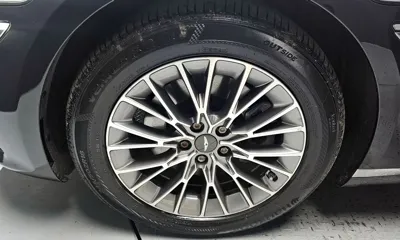 Genesis G80 2021, 119606 км, за 19623.39 USD